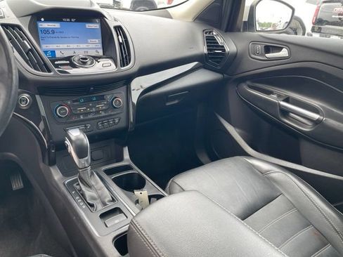 Used 2019 Ford Escape Titanium FWD image 20