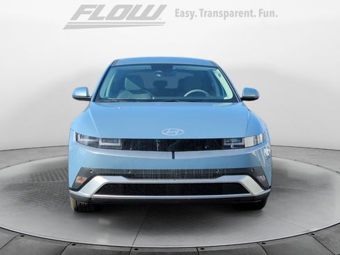 New 2026 Hyundai Ioniq 5 SEL image 2