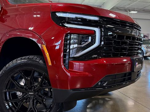 Used 2025 Chevrolet Tahoe RST w/ Comfort Package image 1