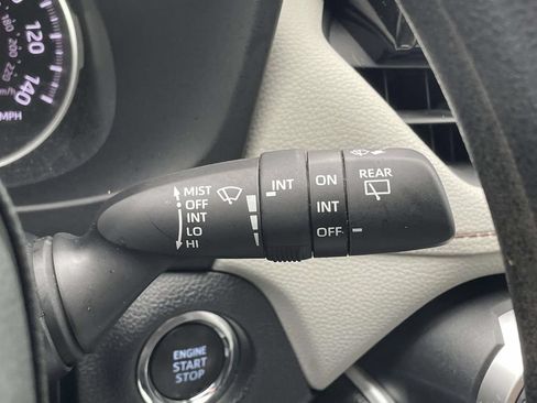 Used 2022 Toyota RAV4 XLE AWD/4WD image 13