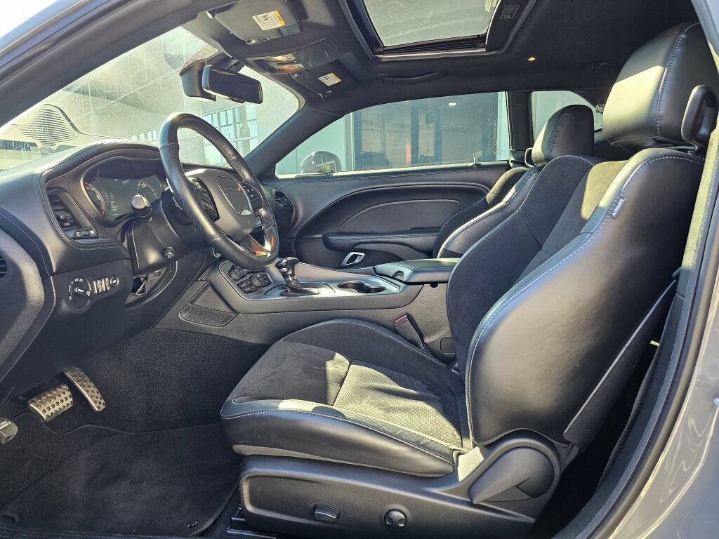 Used 2023 Dodge Challenger R/T RWD image 16