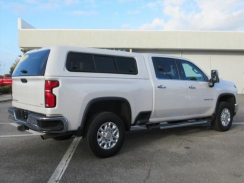 Used 2024 Chevrolet Silverado 2500 LTZ w/ LTZ Convenience Package image 7