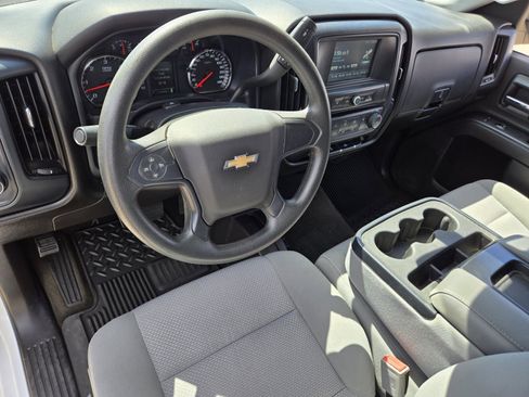 Used 2016 Chevrolet Silverado 1500 Custom w/ Custom Convenience Package image 8