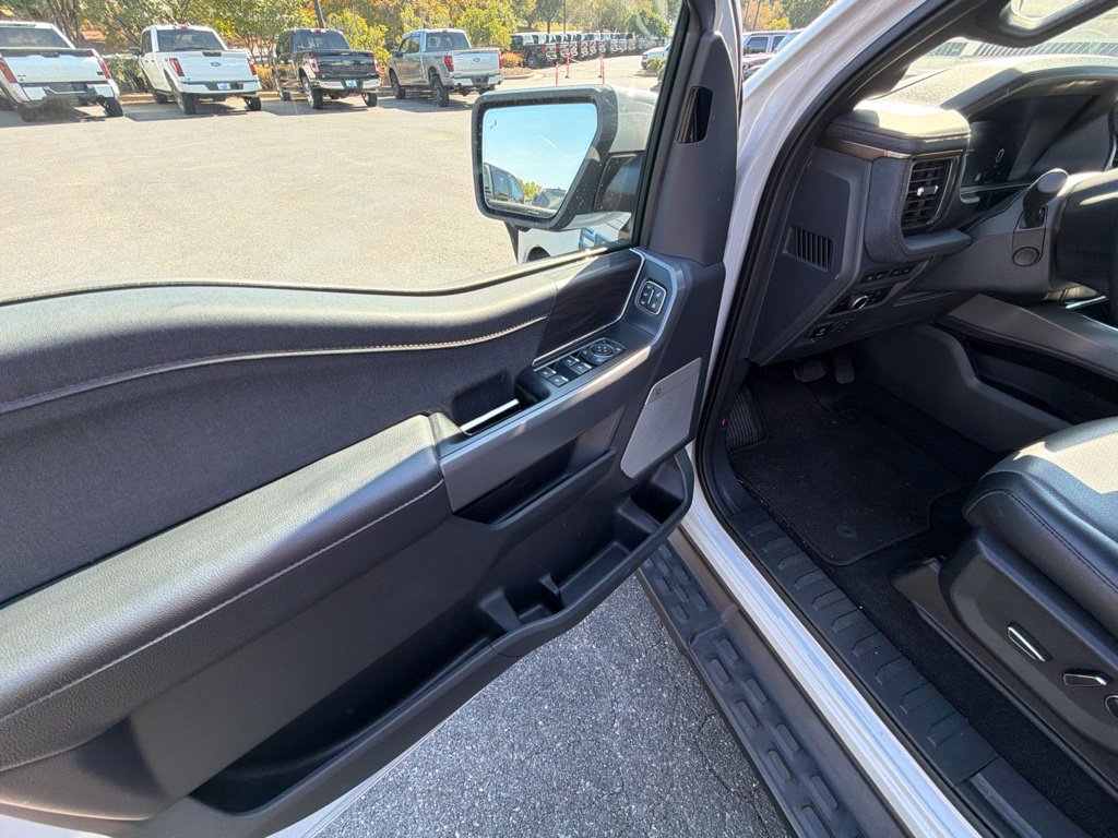 Used 2024 Ford F150 Lightning Lariat AWD/4WD image 12