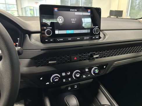 New 2025 Honda Accord SE image 10