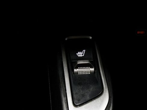 Used 2024 Kia Sorento S FWD image 5