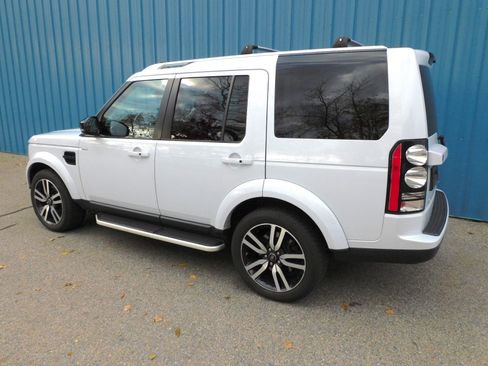 Used 2016 Land Rover LR4 HSE LUX AWD/4WD image 3