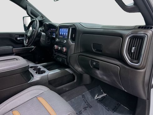 Used 2022 GMC Sierra 2500 AT4 w/ AT4 Preferred Package AWD/4WD image 31