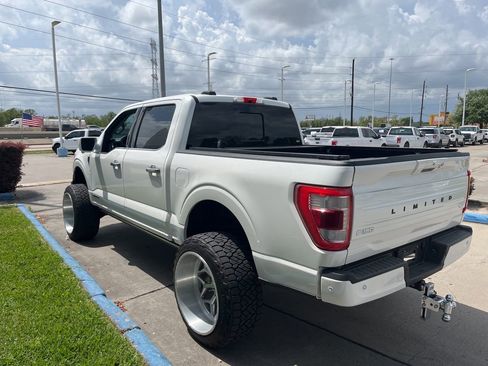 Used 2022 Ford F150 Limited image 2