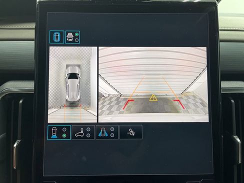 New 2026 GMC Acadia Elevation FWD image 11