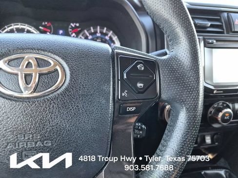 Used 2017 Toyota 4Runner TRD Off-Road Premium AWD/4WD image 31