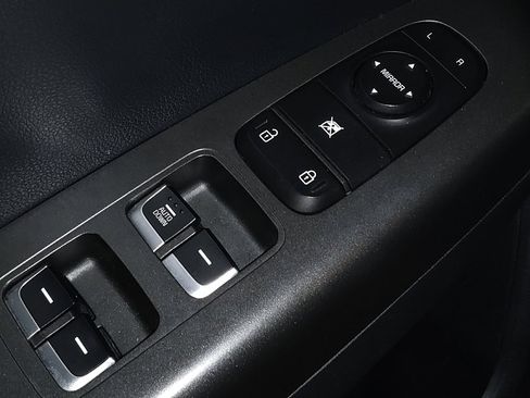 Used 2022 Kia Sportage LX FWD image 27