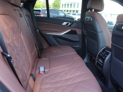Used 2026 BMW X5 sDrive40i RWD image 21