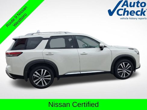Certified 2023 Nissan Pathfinder Platinum AWD/4WD image 6
