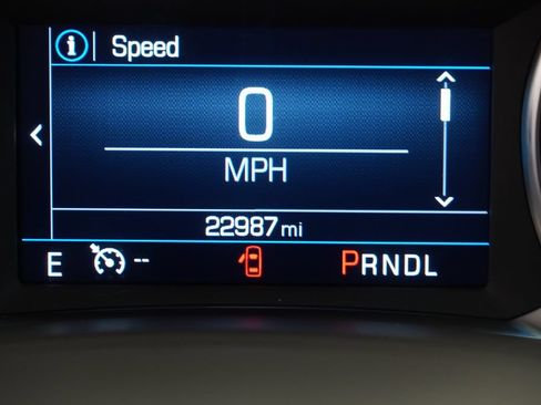 Used 2024 Chevrolet Equinox LT w/ LPO, Floor Liner Package FWD image 4