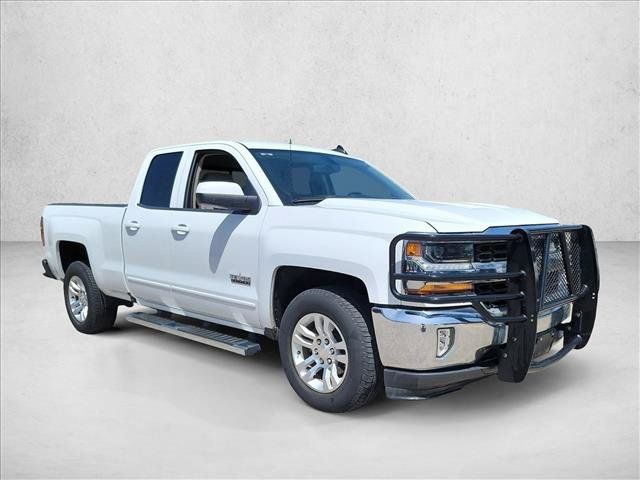 Used 2018 Chevrolet Silverado 1500 LT w/ Texas Edition RWD image 3