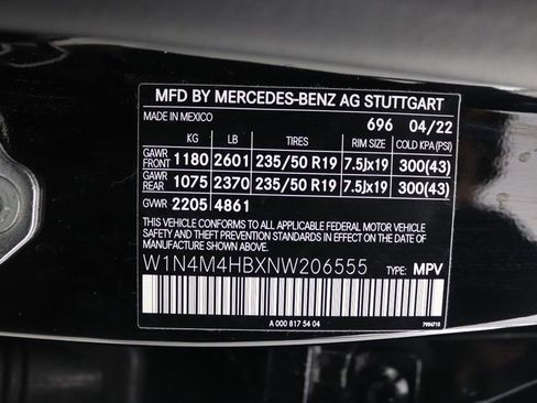Certified 2022 Mercedes-Benz GLB 250 4MATIC image 19