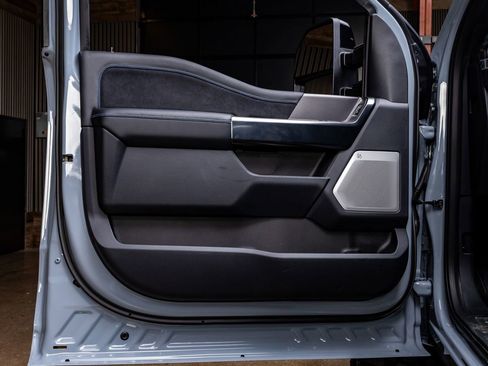 Used 2026 Ford F250 Platinum image 36