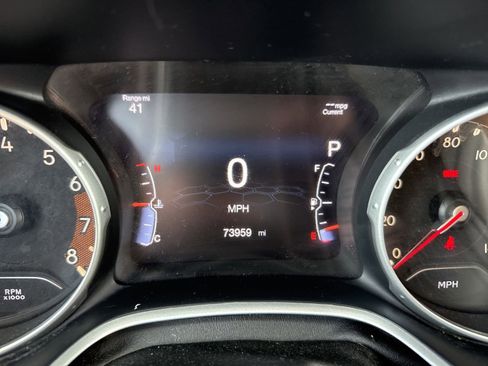 Used 2018 Jeep Compass Limited AWD/4WD image 13