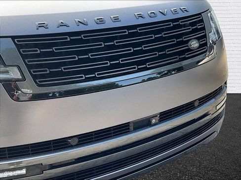 Used 2022 Land Rover Range Rover Long Wheelbase SE AWD/4WD image 25