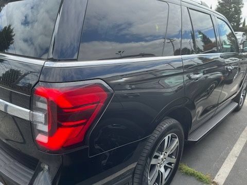 Used 2024 Ford Expedition Limited RWD image 12