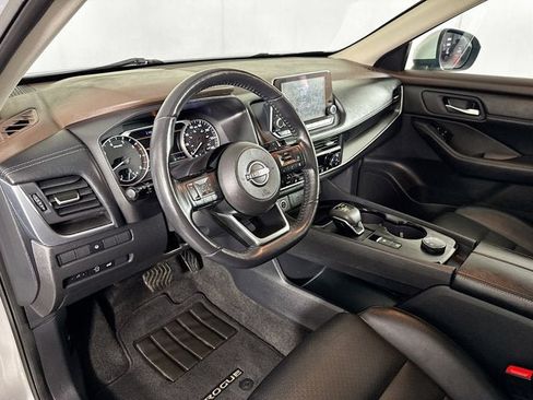 Certified 2023 Nissan Rogue SV w/ SV Premium B Package AWD/4WD image 9