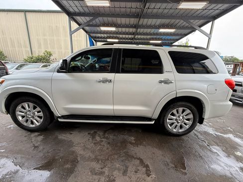 Used 2011 Toyota Sequoia Platinum RWD image 4