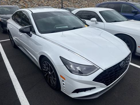 Used 2020 Hyundai Sonata SEL Plus image 2