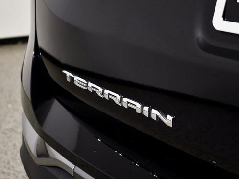 Used 2024 GMC Terrain AT4 w/ Tech Package image 15