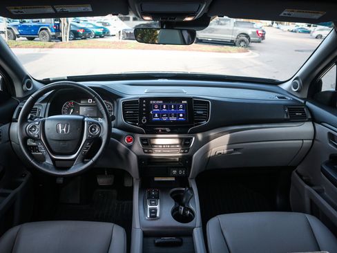 Used 2023 Honda Ridgeline RTL-E image 29