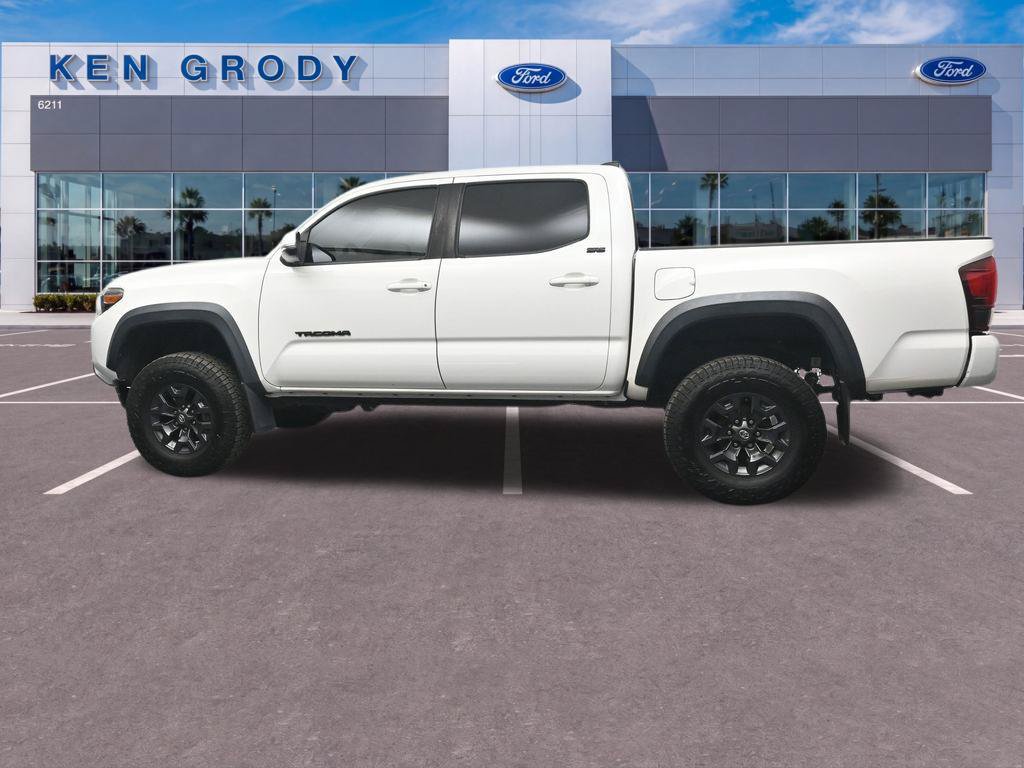 Used 2021 Toyota Tacoma SR5 w/ Trail Edition AWD/4WD image 3