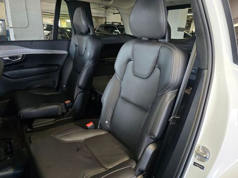 Used 2023 Volvo XC90 T8 Ultimate w/ Lounge Package image 16