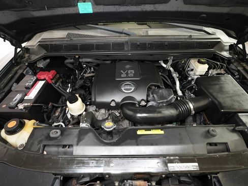 Used 2014 Nissan Armada SV image 64