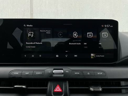 Used 2025 Kia K4 LXS image 31