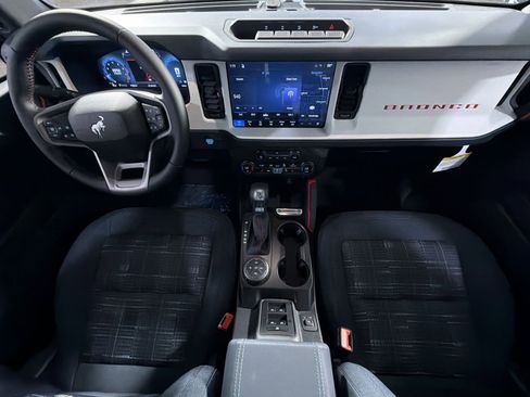 New 2026 Ford Bronco Heritage Edition AWD/4WD image 37