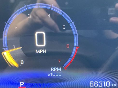 Used 2024 Chevrolet Trax LT w/ LT Convenience Package image 15