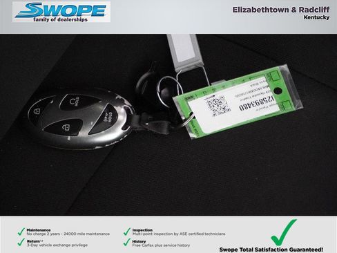 Certified 2024 Hyundai Elantra SEL w/ Convenience Package image 29