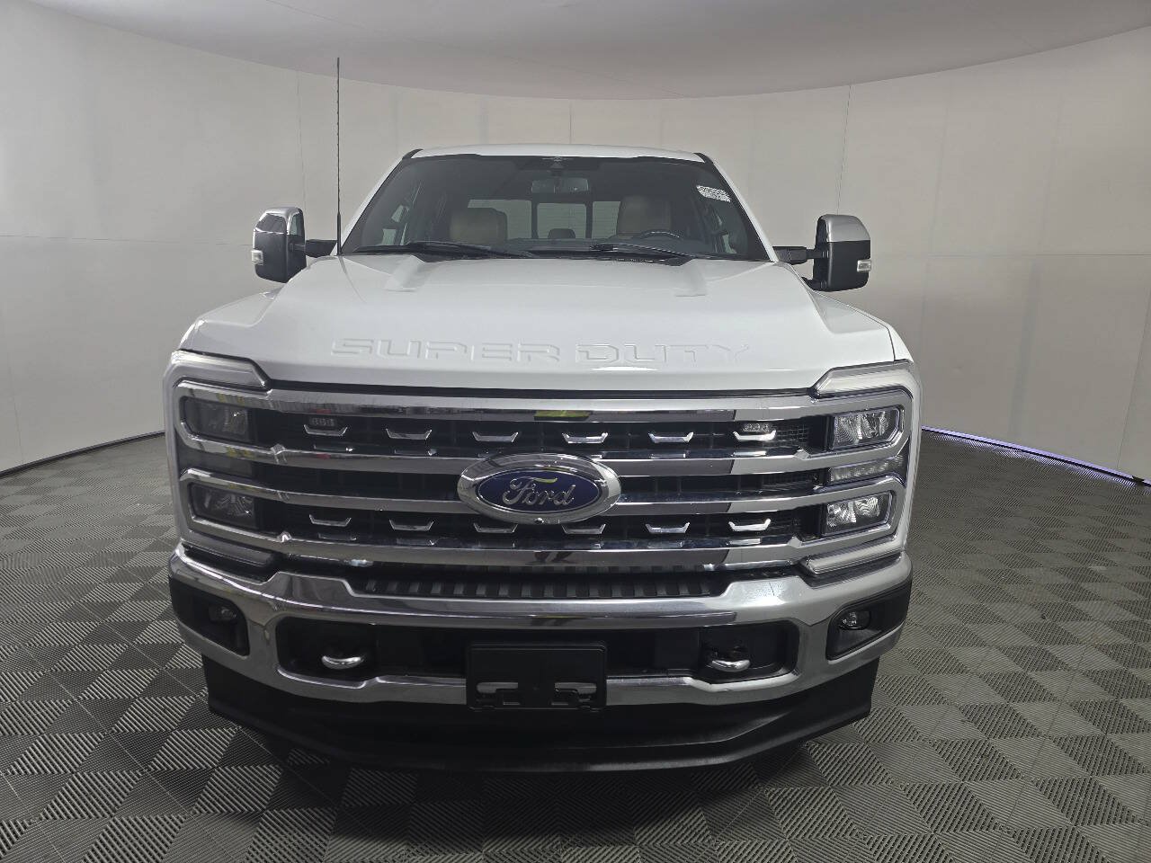 Used 2023 Ford F250 Lariat w/ Chrome Package AWD/4WD image 4
