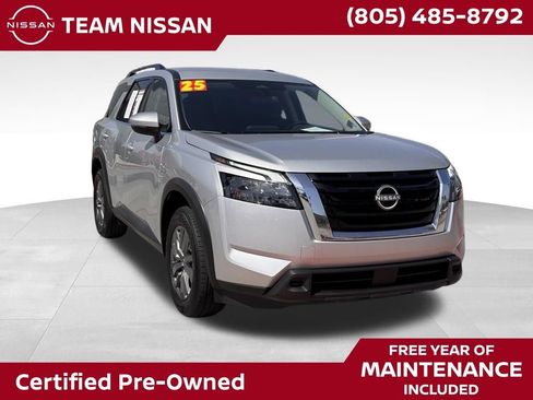 Certified 2025 Nissan Pathfinder SV FWD image 1
