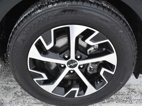 Used 2023 Kia Sportage EX image 45