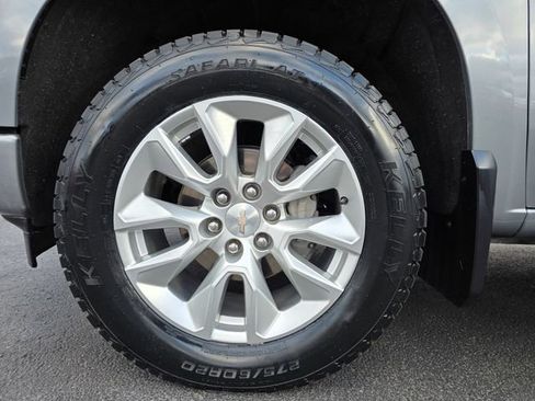 Used 2024 Chevrolet Silverado 1500 Custom w/ Turbomax Blackout Package image 9