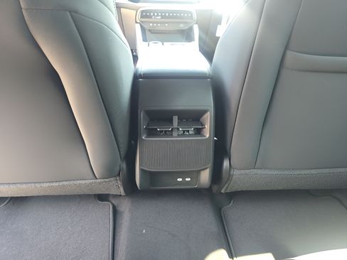 New 2026 Jeep Cherokee Laredo AWD/4WD image 18