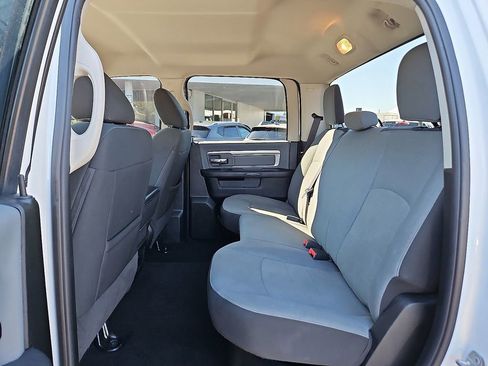 Used 2021 RAM 1500 Classic SLT image 11