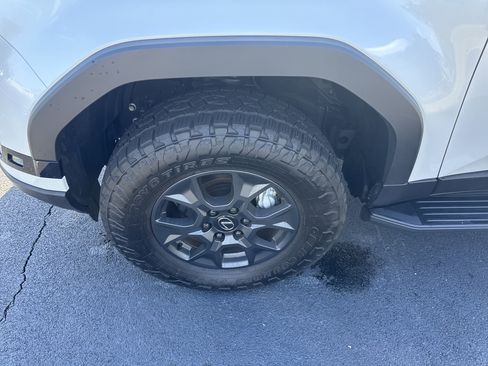 Used 2025 Lexus GX 550 image 9