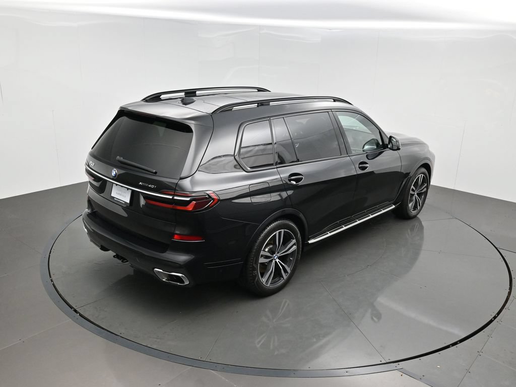 Used 2023 BMW X7 xDrive40i w/ M Sport Package AWD/4WD image 43