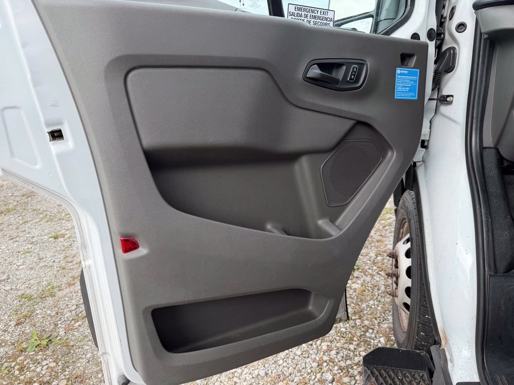 Certified 2023 Ford Transit 350 XL AWD/4WD image 10