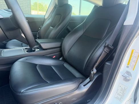 Used 2021 Tesla Model 3 Long Range AWD/4WD image 29