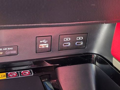 Used 2025 Toyota Camry XSE image 26