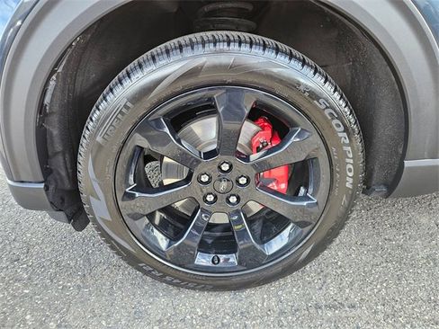 Used 2023 Ford Explorer ST w/ Equipment Group 401A image 8