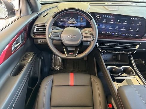 New 2026 Chevrolet Traverse RS FWD image 16